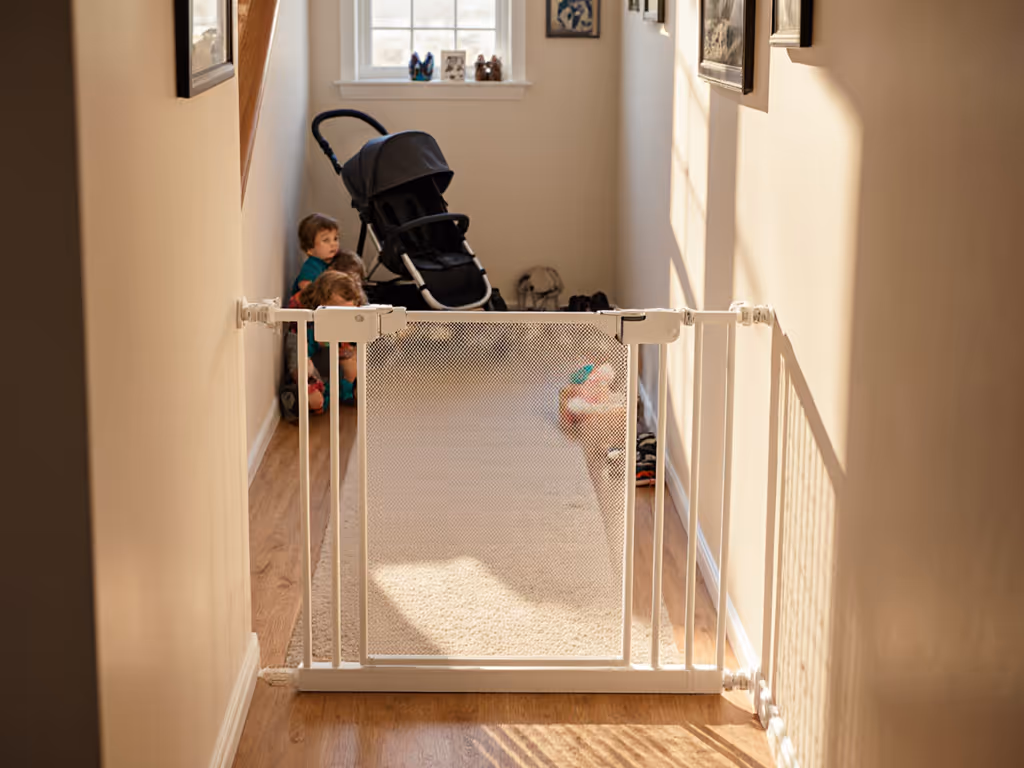 Safety 1st Auto-Close Gate Review: Hands-Free & Quiet Operation