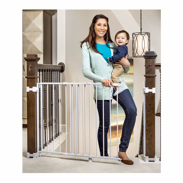 Regalo 2-in-1 Stairway and Hallway Gate